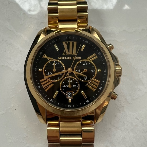 Michael Kors Oversized Bradshaw Unisex Watch Black Gold Stainless Steel MK5739 - Picture 5 of 15